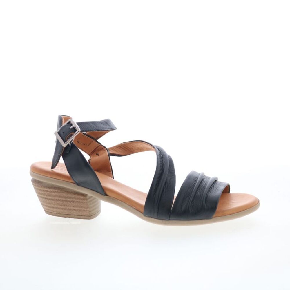 Miz Mooz Womens Kailee Black Shoes (NWT)